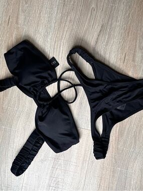 Fashion Nova Black Bandeau Two-Piece Swim Set